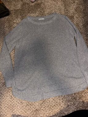 Pink Clover Women's Light Gray Crewneck Knit Sweater